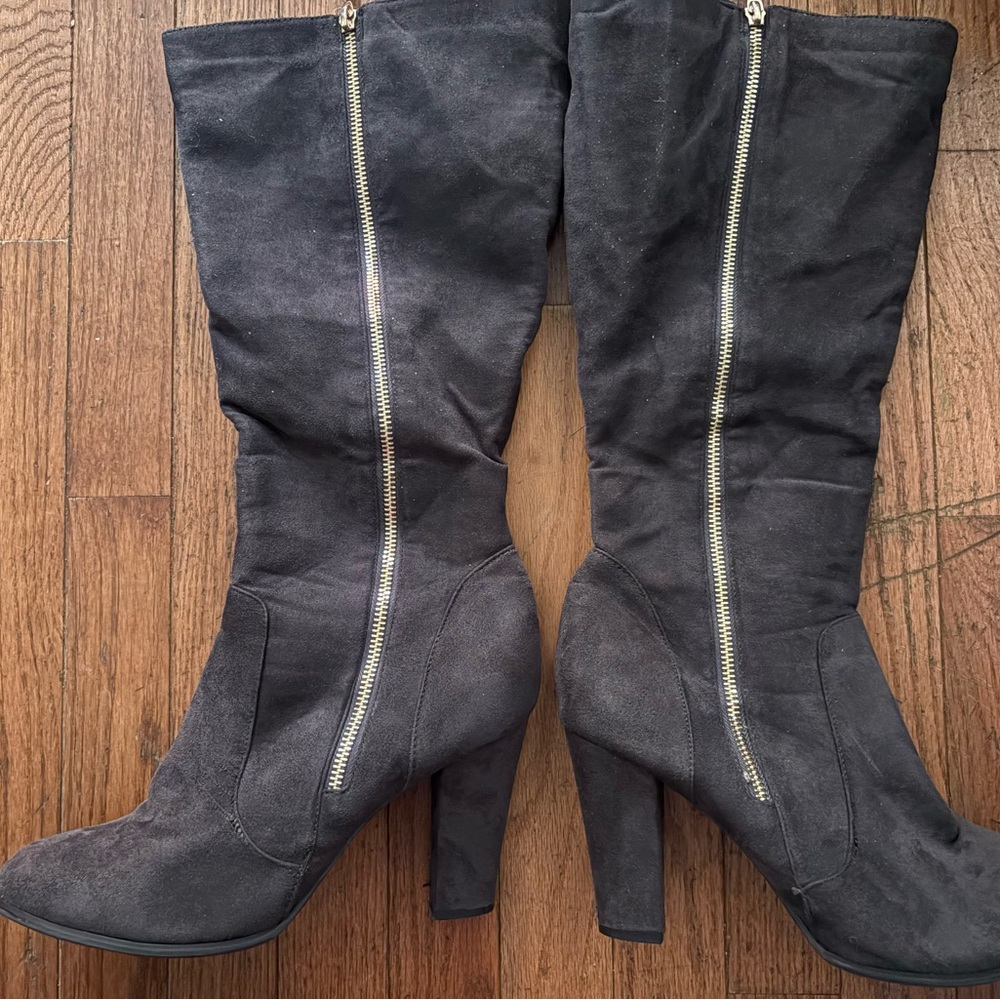 Elegant Dark Grey Suede Knee-High Boots